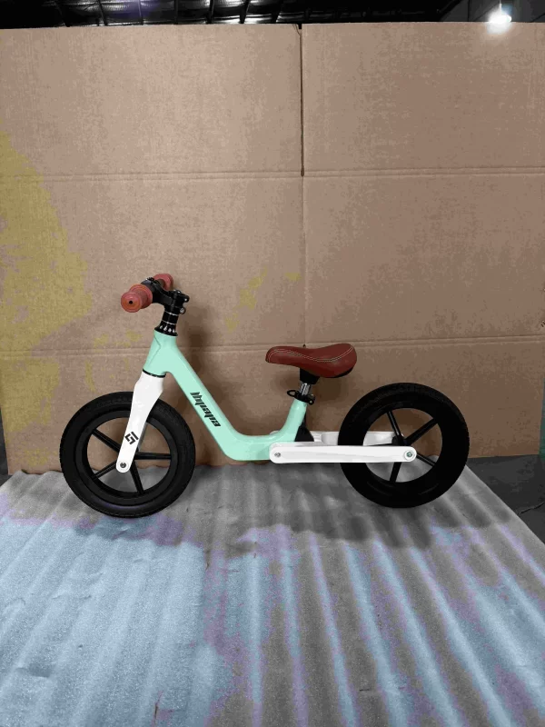 Kids' Balance Bike Magnesium Alloy Ultra-Lightweight Shock-Absorbing & Durable for Safe & Smooth Rides, Wholesale