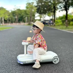 Kids Ride-On Car with Mopping Function Kids Go-Cart Adjustable Speed Multi - Functional Ride-on Toy for Kids, Wholesale