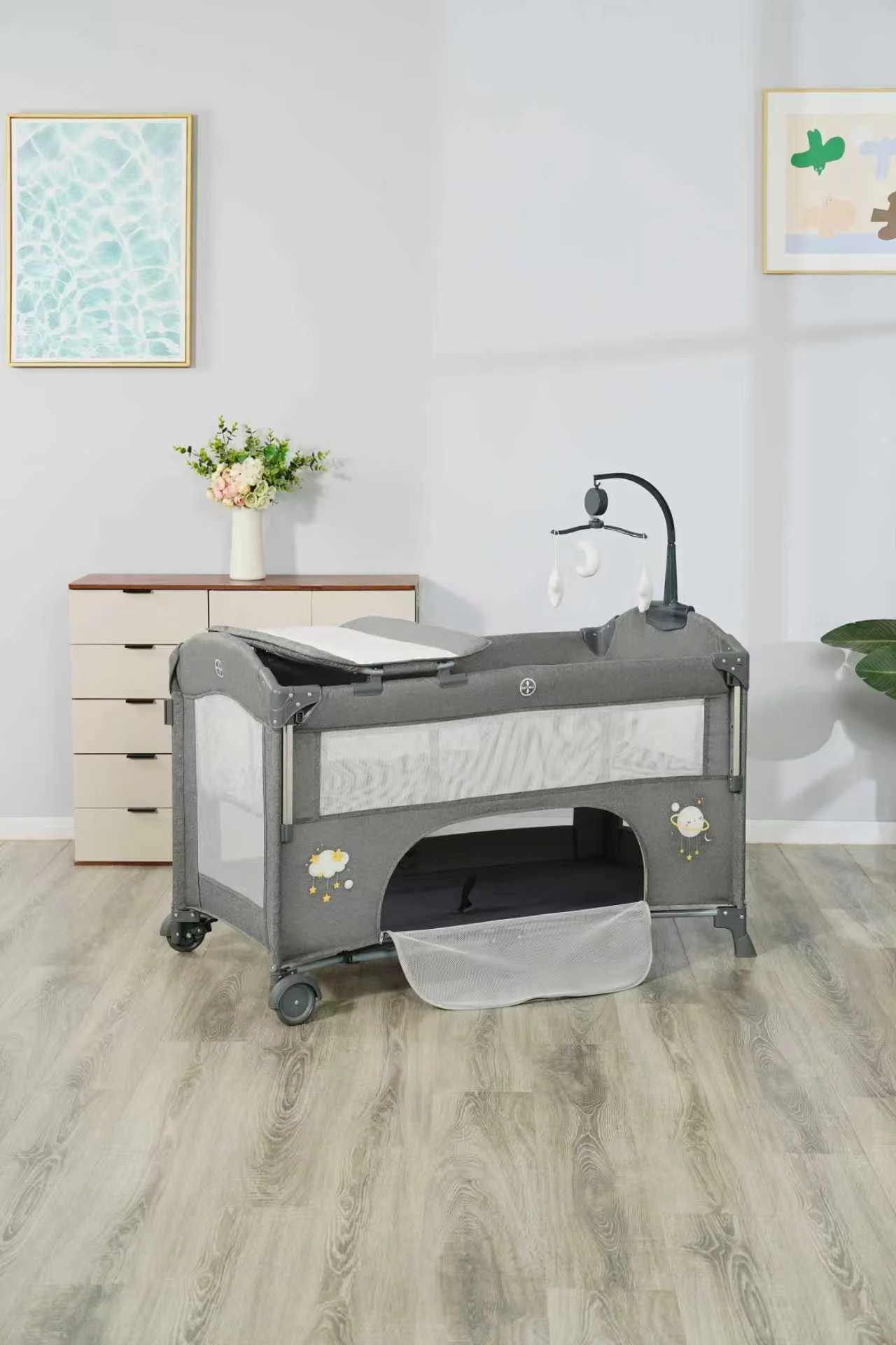 Wholesale Multifunctional Baby Travel Bed, Foldable Playpen with Changing Table, Adjustable Canopy & Storage Basket for Newborns - 图片 3