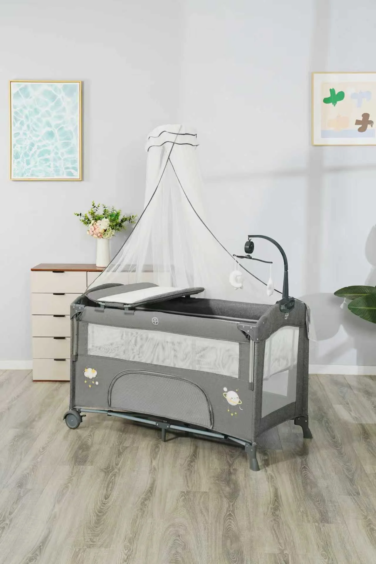 Wholesale Multifunctional Baby Travel Bed, Foldable Playpen with Changing Table, Adjustable Canopy & Storage Basket for Newborns - 图片 4