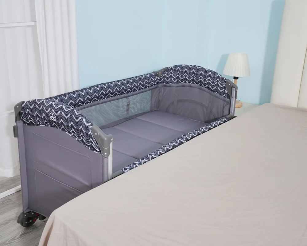 Wholesale Foldable Multifunctional Baby Playard Crib with Mosquito Net, Changing Table, Toy Bar & Storage - 图片 2